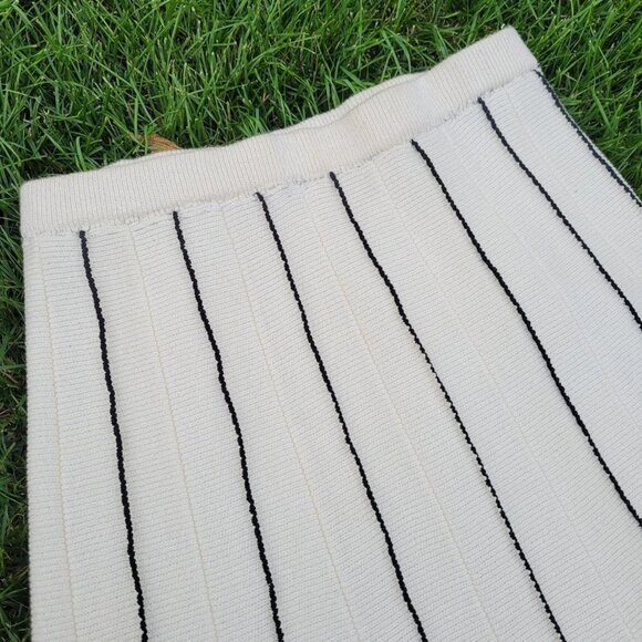 Vintage 60s Handmade Knit Striped Skirt - Picture 2 of 3